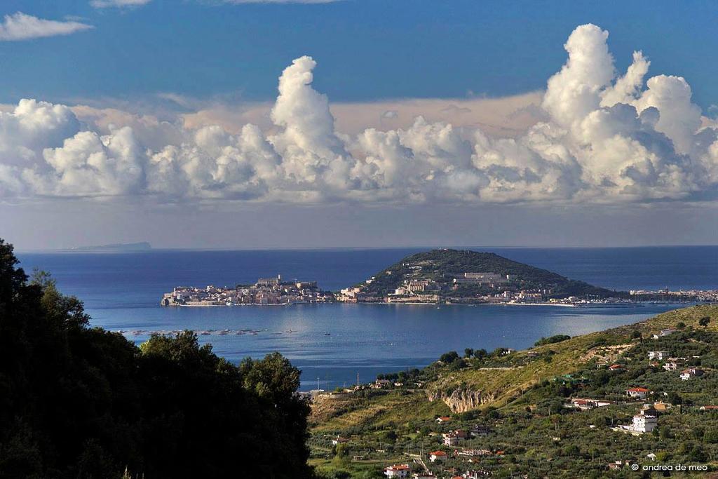 Bed & Breakfast Castello Aragonese Geata Exterior foto
